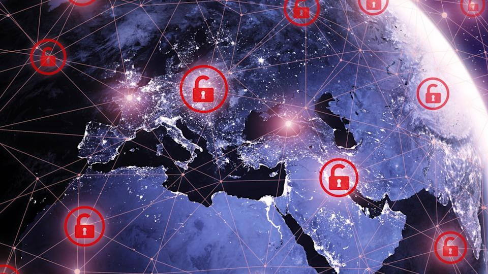 كيف استطاع المهندسون التصدي أمام أعنف هجوم إلكتروني في العالم؟