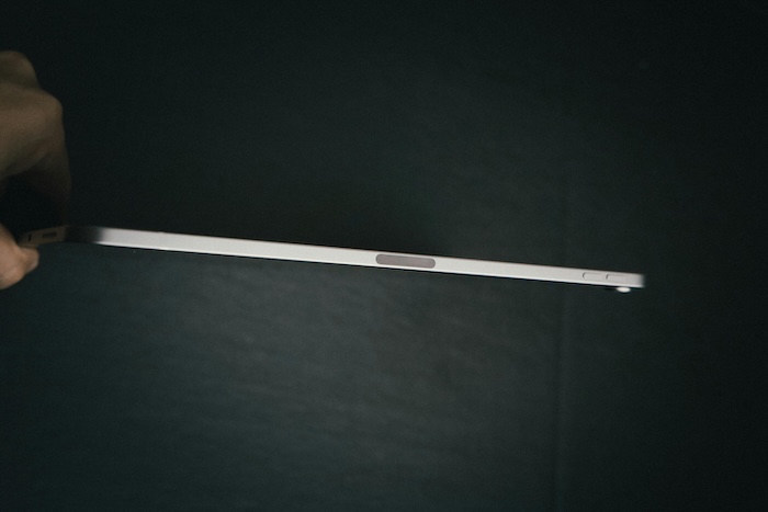 شركات الهواتف الذكية باتت تتسابق في إصدار أنحف الهواتف الذكية .. تعرف على أبرزها