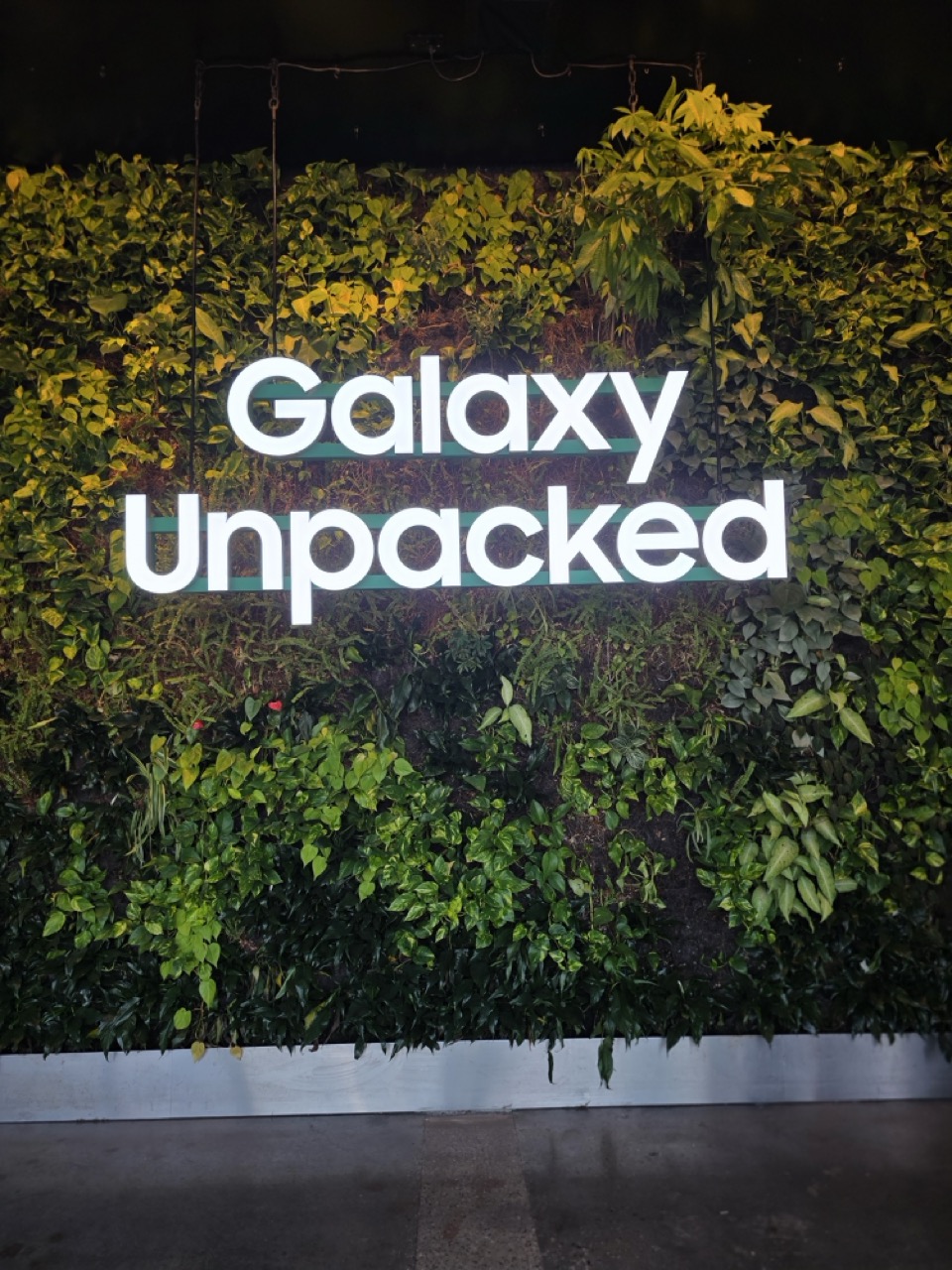 مقتطفات من تغطية مينا تك لحدث Galaxy Unpacked للكشف عن أحدث هواتف سامسونج القابلة للطي في نيويورك