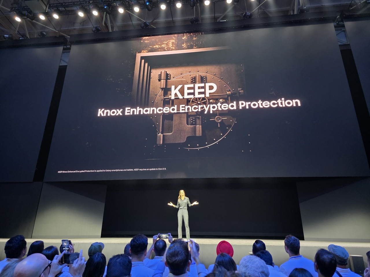 مقتطفات من تغطية مينا تك لحدث Galaxy Unpacked للكشف عن أحدث هواتف سامسونج القابلة للطي في نيويورك