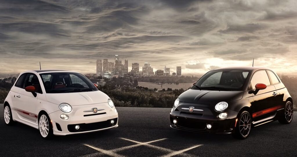 راتبه بالملايين لكنه يقود سيارة شعبية... مجموعة سيارات بيب جوارديولا ستصدمك!