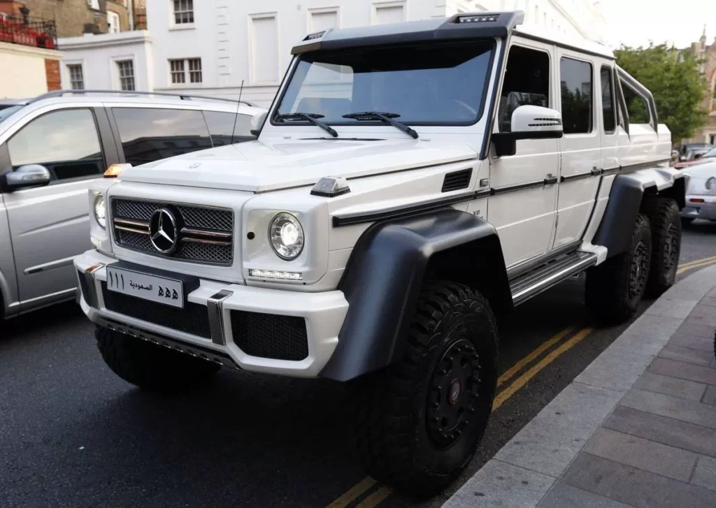 مجموعة سيارات بطل الرالي يزيد الراجحي النادرة والفخمة