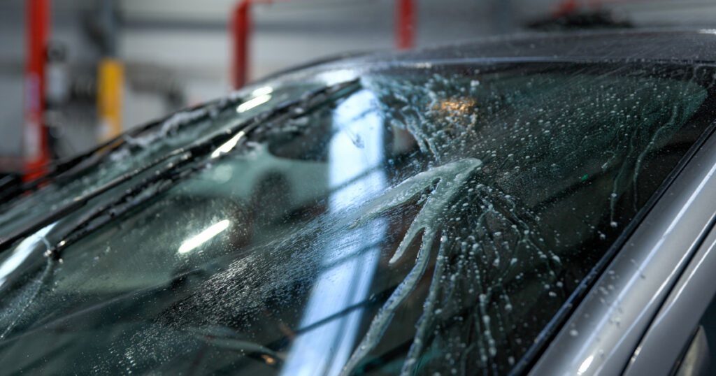 أنواع السوائل في السيارة وأماكنها