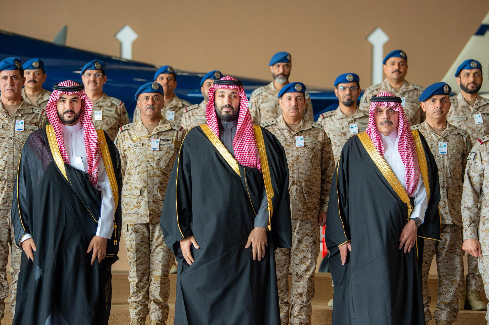 بالصور تعرف على قاعدة الملك سلمان الجوية ومرافقها المتطورة