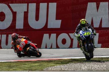 Merchandising top valentino rossi