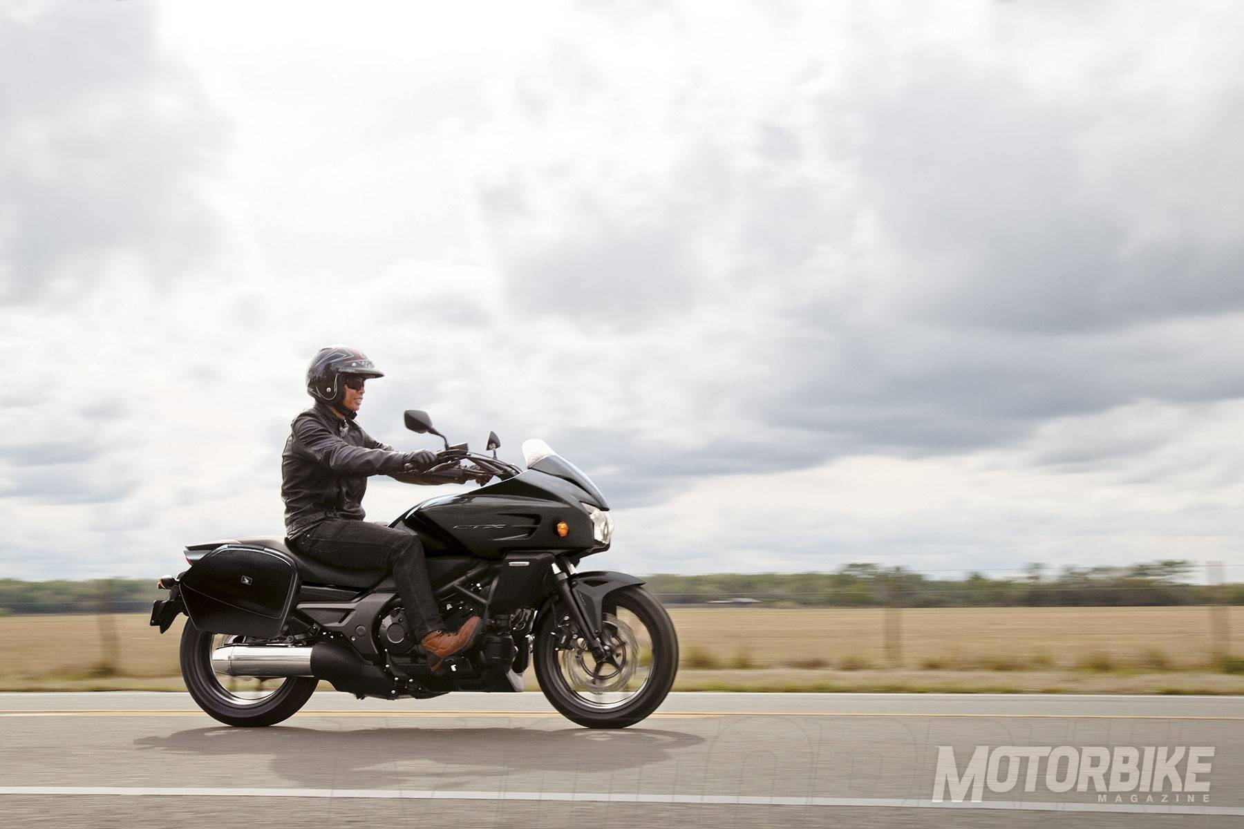 2017 honda ctx700
