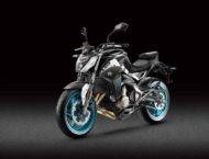 Fernando Amantini Kawasaki Z650 50 Aniversario 2022 15 CFMoto 650NK 2017 04