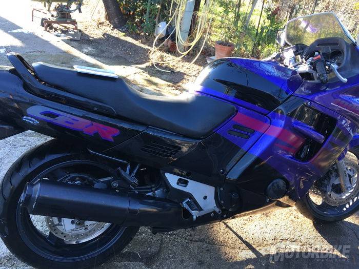 Honda CBR 1000 F 1993 Motorbike