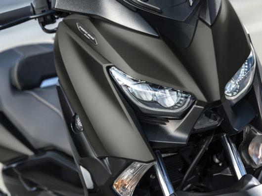 Yamaha Xmax 125 Tech Max Precio Fotos Ficha Tecnica Y Motos Rivales