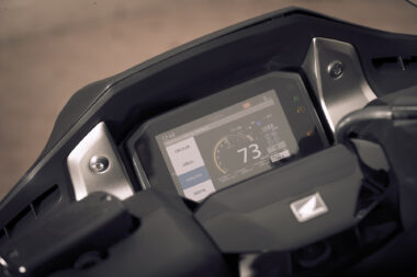 Honda Forza 750 2021 detalles 20