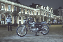 Kawasaki W800 2021 detalles 1