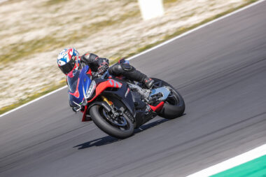 Aprilia RSV4 Factory 2021 prueba 12