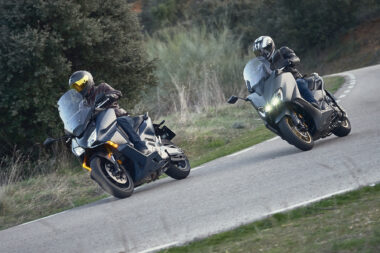 Yamaha Tmax 560 Honda Forza 750 2021 18