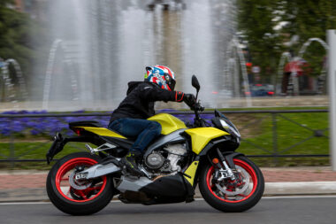 Prueba Aprilia Tuono 660 2021 2