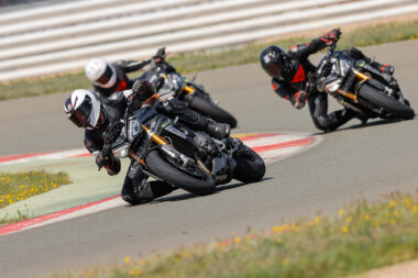 Triumph Speed Triple 1200 RS 2021 prueba circuito 6