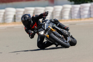 Triumph Speed Triple 1200 RS 2021 prueba circuito 7