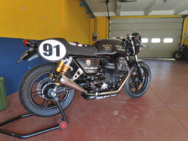 Moto Guzzi Fast Endurance European Cup 2021 carrera Vallelunga 54