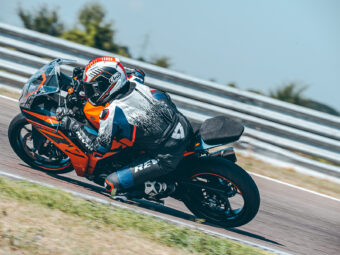KTM RC 390 2022 Prueba 148