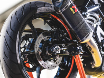Prueba KTM RC 390 2022 Detalles 31