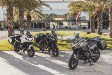 Honda NT1100 2022 Estaticas 02