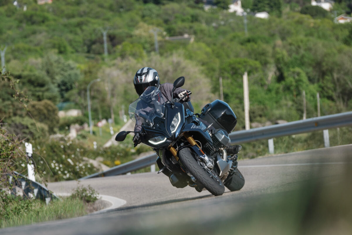 [Vídeoprueba] BMW R 1250 RS 2022 Motorbike Magazine