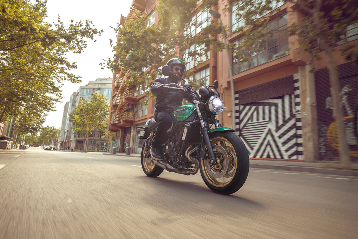 Kawasaki Z650RS 2024 Precio, fotos, ficha técnica y motos rivales