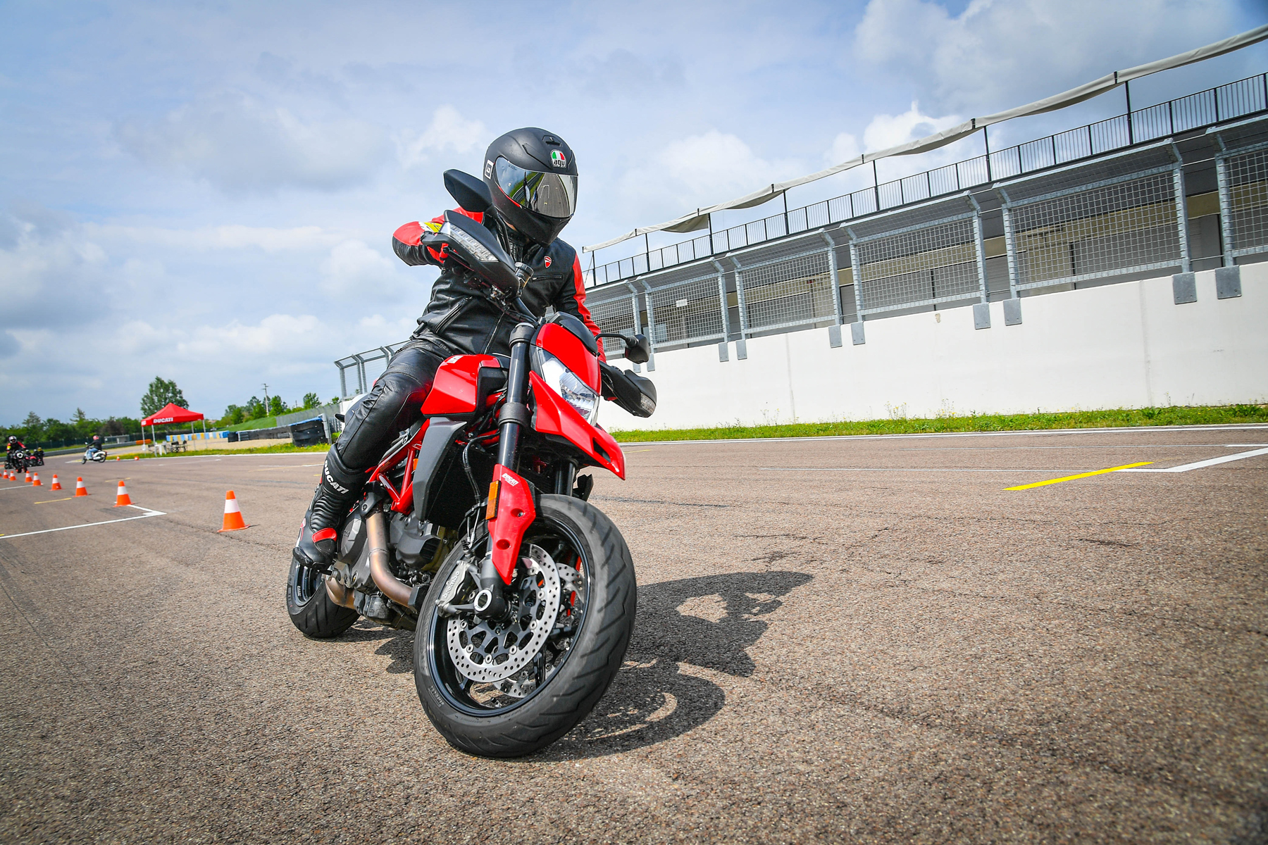 Ducati Riding Experience 2023 cursos, fechas, localizaciones y motos
