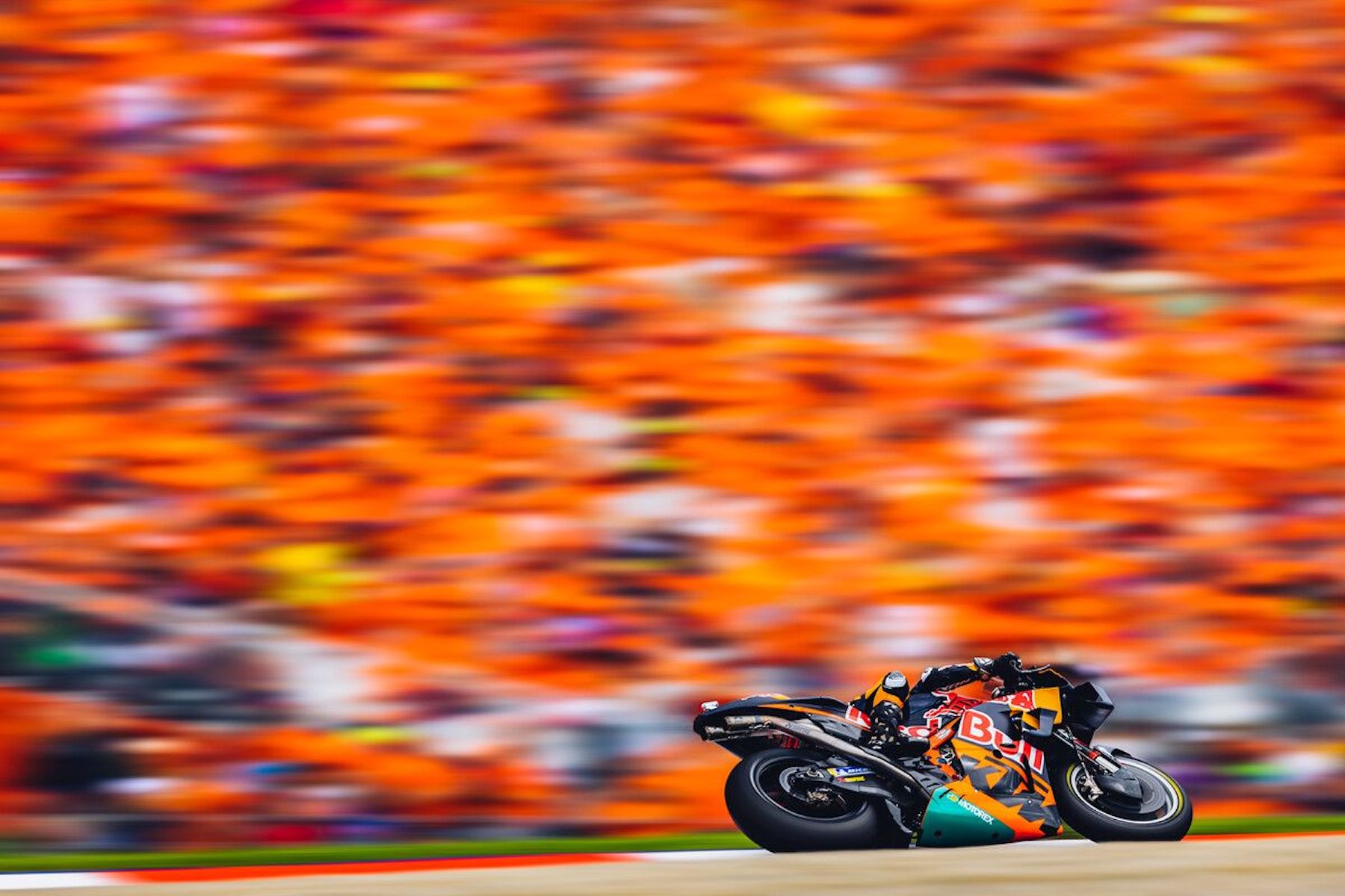 KTM Fan Tribune del GP de Catalunya 2023 ¡Entradas a la venta