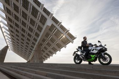 Kawasaki Ninja 7 Hybrid 2024 opinion prueba 5