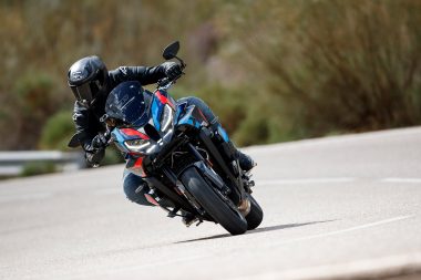 bmw m 1000 xr 2024 5