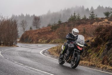 triumph tiger 1200 gt rally pro explorer 2024 17