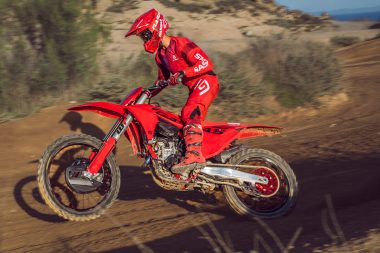 GASGAS MC 250F 2025 accion37