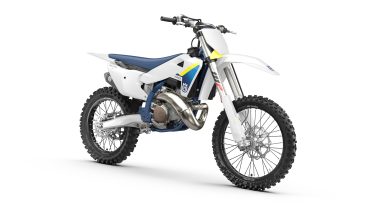 Husqvarna TC 250 2025 estudio1