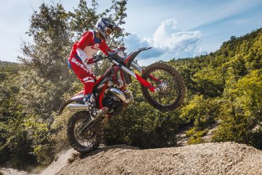 Beta Xtrainer 300 2025 accion4