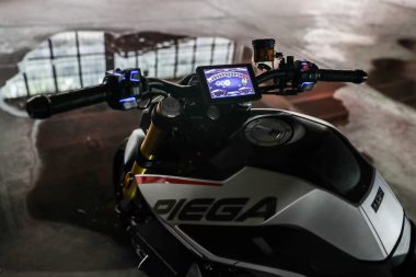 FB Mondial Piega 452 2024 estaticas detalles8