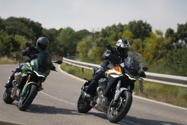 moto guzzi v100 mandello s stelvio 2024 1