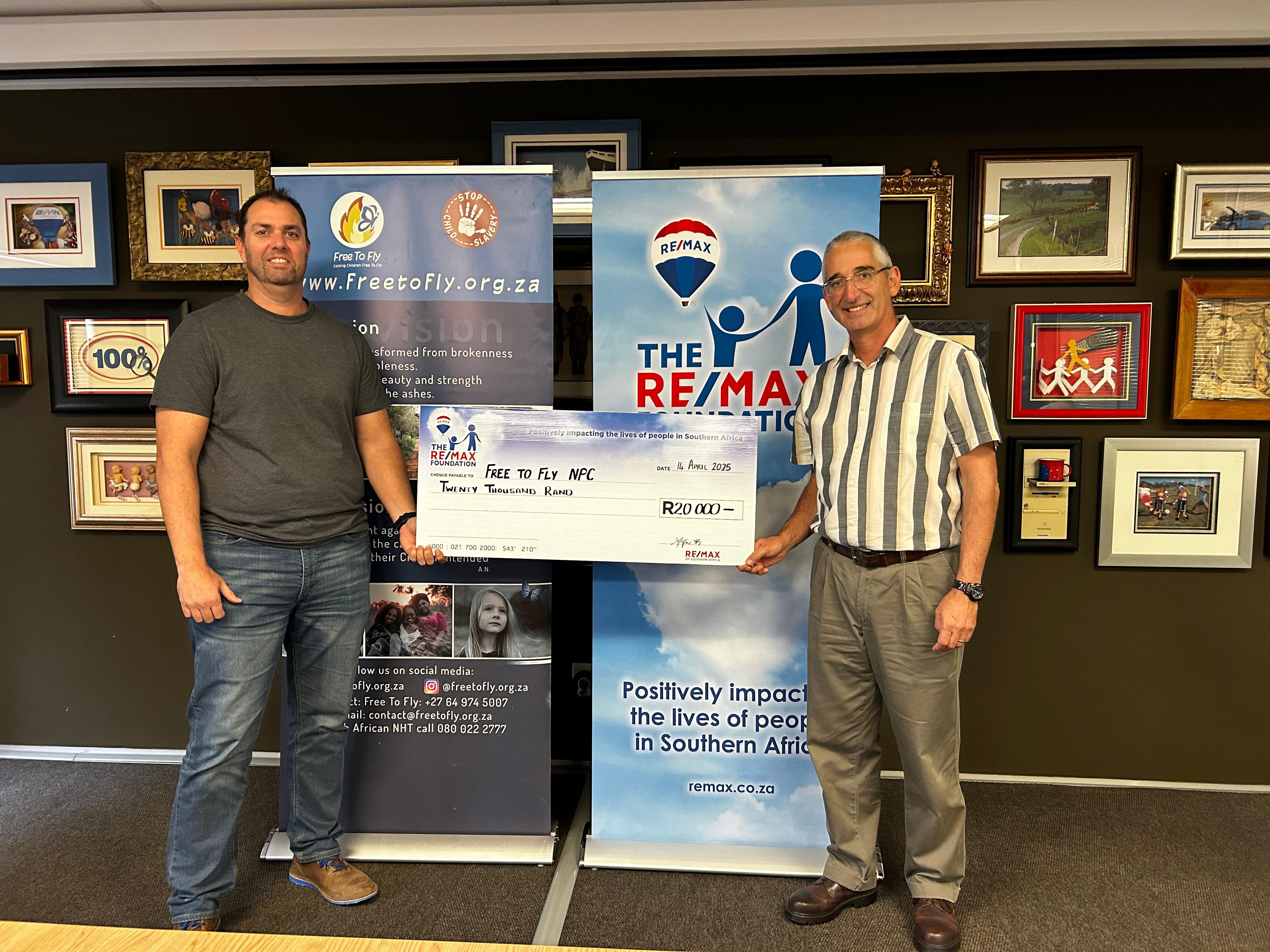 remax raises funds for a local house of safety