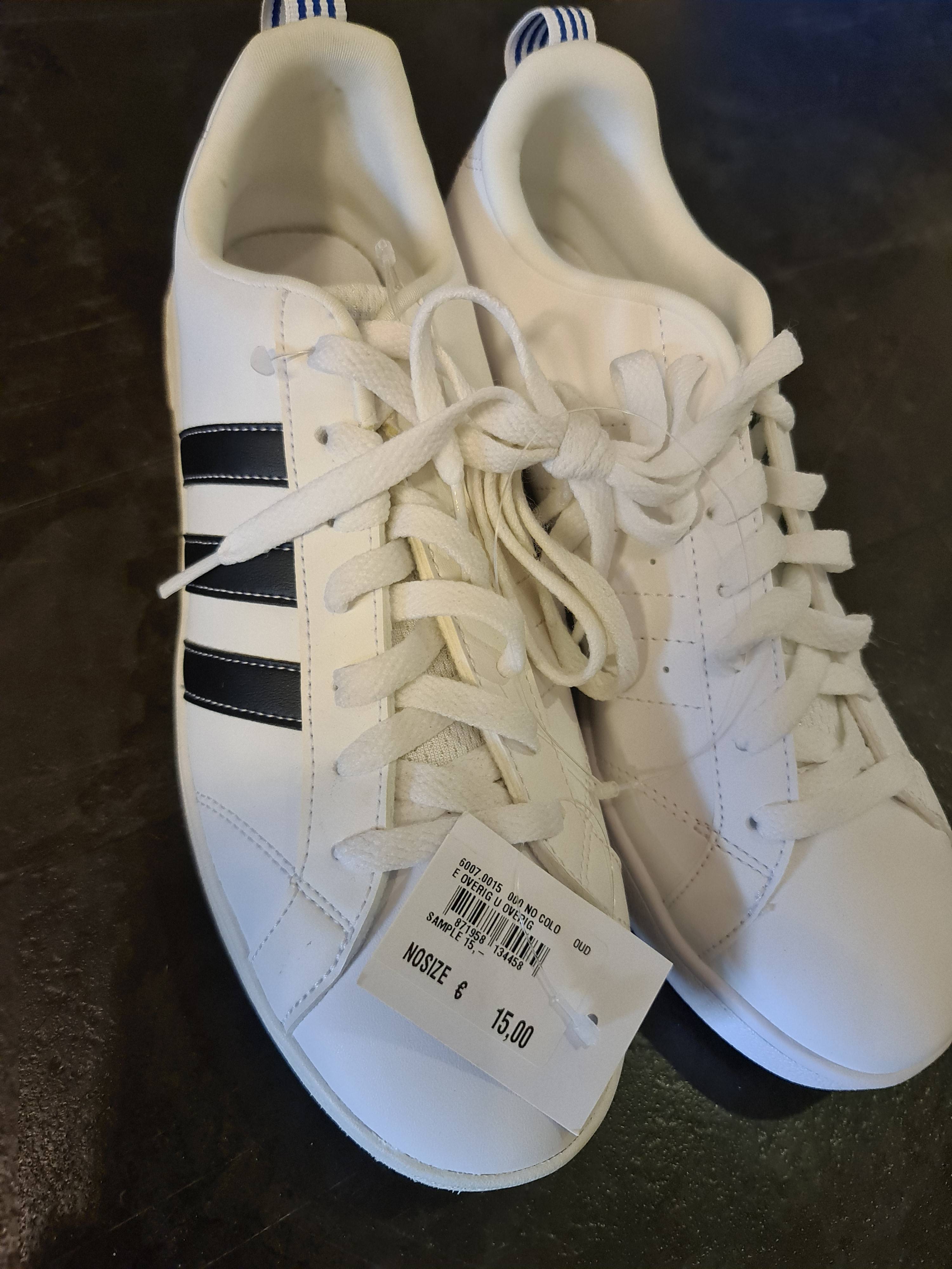 perry sport schoenen
