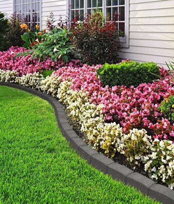 EZ Border Roman Stone Recycled Garden Edging for £11.98 at Costco