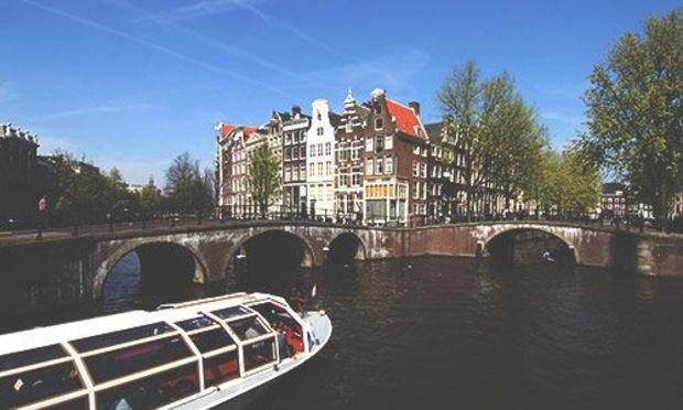 Canal Boat Bar Crawl Activity for Stag Parties and Stag Dos