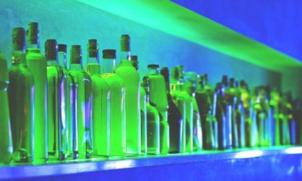 Premium Bar Crawl Activity for Stag Weekends