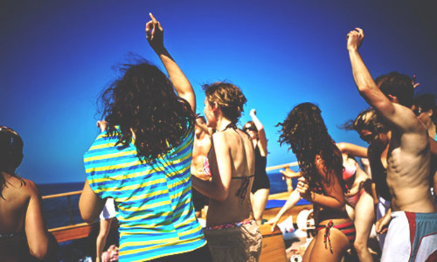 Cologne - Party Boat - Stag Do Ideas