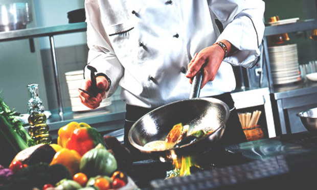 Dusseldorf - Evening Meal - Stag Do Ideas - Stag Party Activities - Stag Weekends