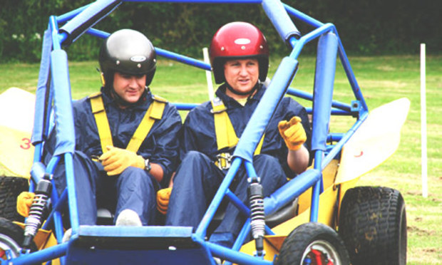 2 man driving a Powerturn