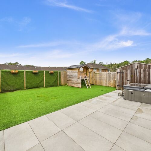 Kennedy Gardens, Kilwinning 