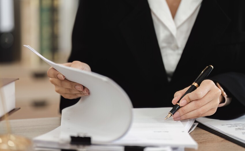 When a Business Phone Contract Puts a Company at Risk – And How Meridian Legal Services Can Get You Out.