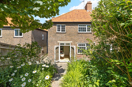 Longland Road, Eastbourne