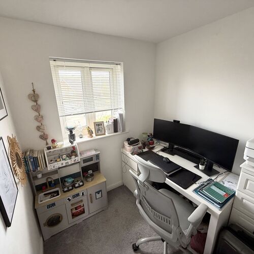 Ffordd Y Dolau, Llanharan, CF72 9ZD