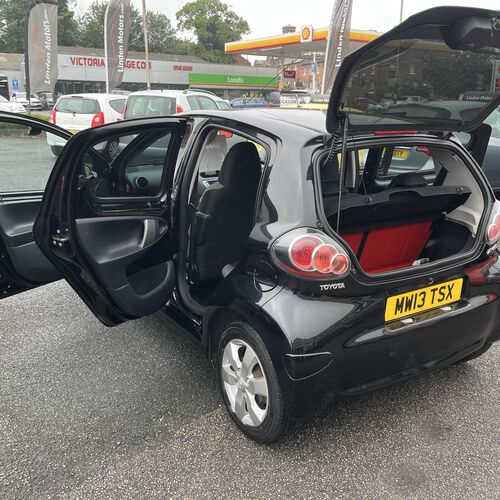 2013 (13) TOYOTA AYGO "MOVE WITH STYLE" 1.0 5 DOOR 