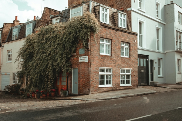 Why a Level 3 Building Survey is Essential: Expert Insights from Tayross Associates
